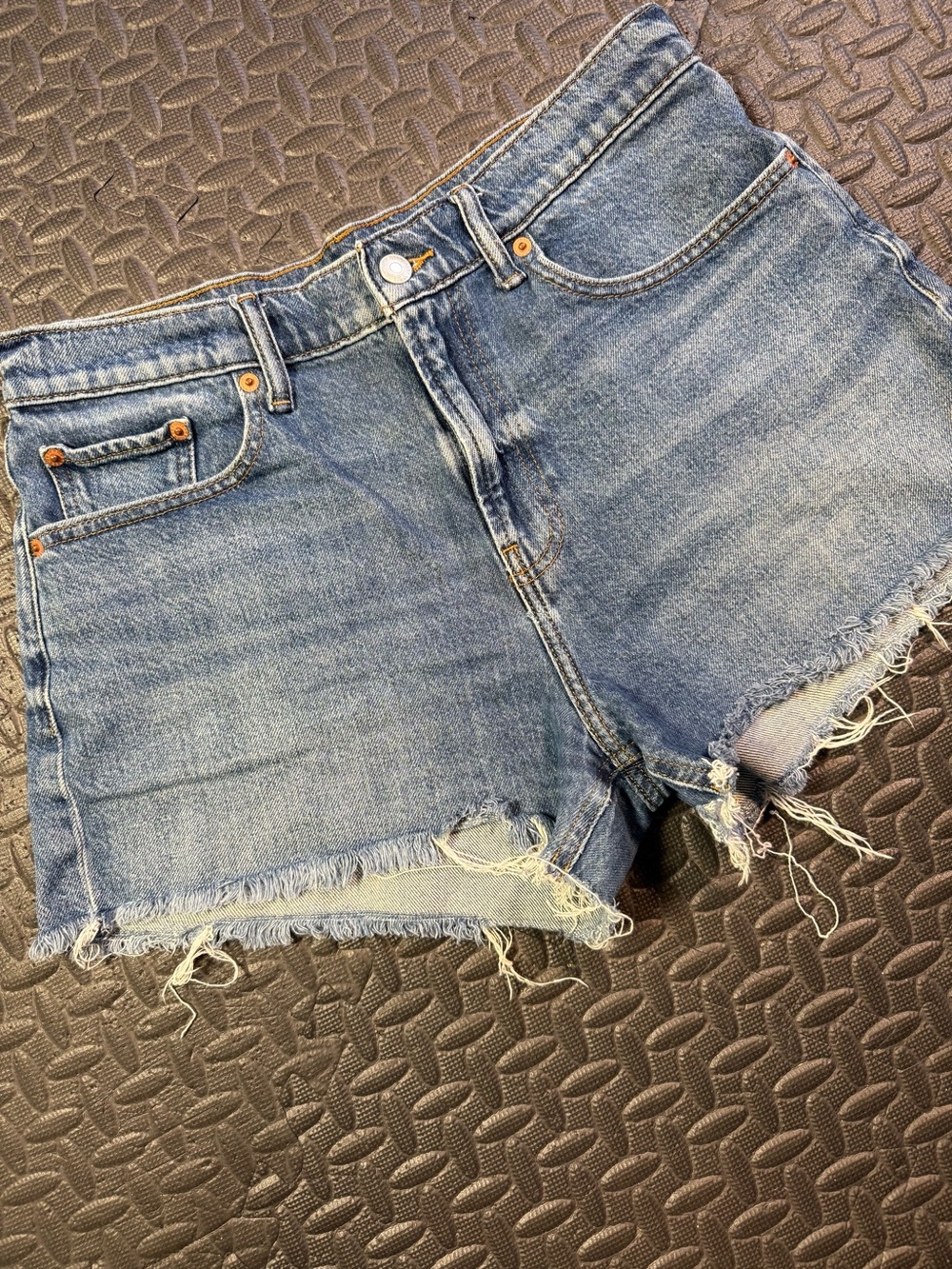 Lucky Brand High Rise Cutoff Denim Shorts Distressed Raw Hem Size 8/29